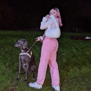 Meet your Posher, Clara